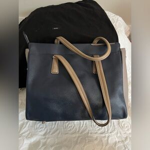 Tumi Navy/Taupe Sinclair Lynn Large Travel Tote